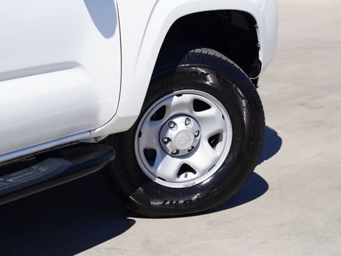 Certified 2023 Toyota Tacoma SR AWD/4WD image 8