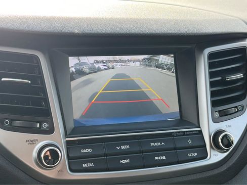 Used 2018 Hyundai Tucson SEL AWD/4WD image 35