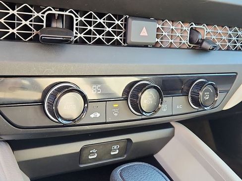 Used 2024 Honda Accord LX image 15