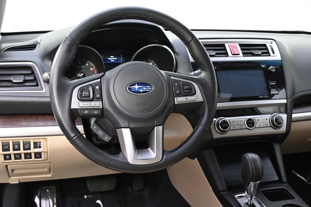Used 2015 Subaru Outback 2.5i Limited AWD/4WD image 10