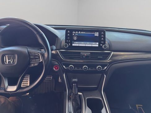 Used 2022 Honda Accord Sport image 15