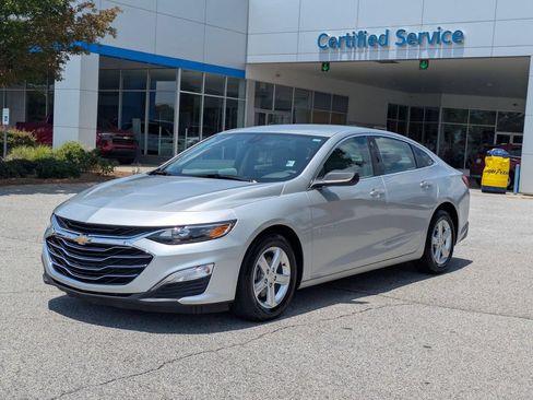 Used 2020 Chevrolet Malibu LS FWD image 4