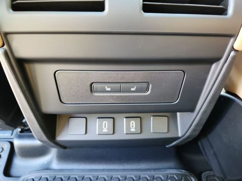 New 2026 Land Rover Defender 110 X-Dynamic SE AWD/4WD image 25