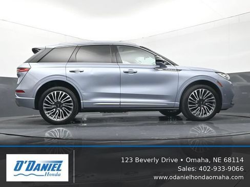 Used 2022 Lincoln Corsair Reserve w/ Equipment Group 201A AWD/4WD image 13