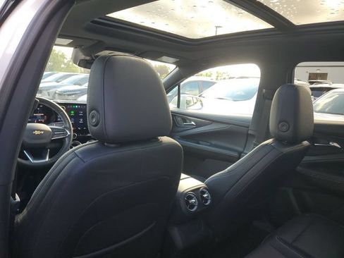 Certified 2024 Chevrolet Blazer EV LT AWD/4WD image 11