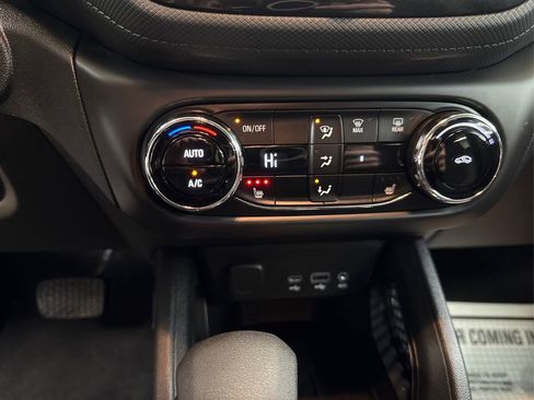 Used 2023 Chevrolet TrailBlazer LT w/ Convenience Package image 28