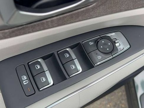 Used 2023 Kia Sorento S w/ Panoramic Sunroof Package AWD/4WD image 23