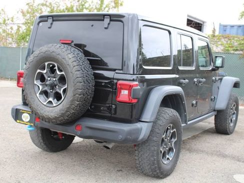 Used 2022 Jeep Wrangler Unlimited Rubicon 4xe w/ Steel Bumper Group AWD/4WD image 5