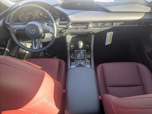 Used 2025 MAZDA MAZDA3 s image 14