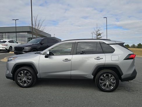 Used 2025 Toyota RAV4 Limited image 6