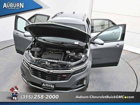 Used 2023 Chevrolet Equinox RS image 33