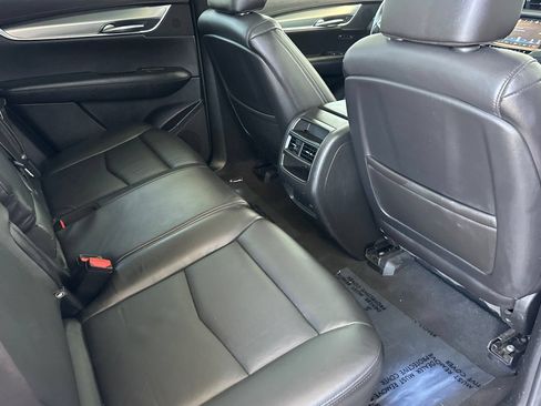 Used 2019 Cadillac XT5 Luxury w/ Sport Package FWD image 19