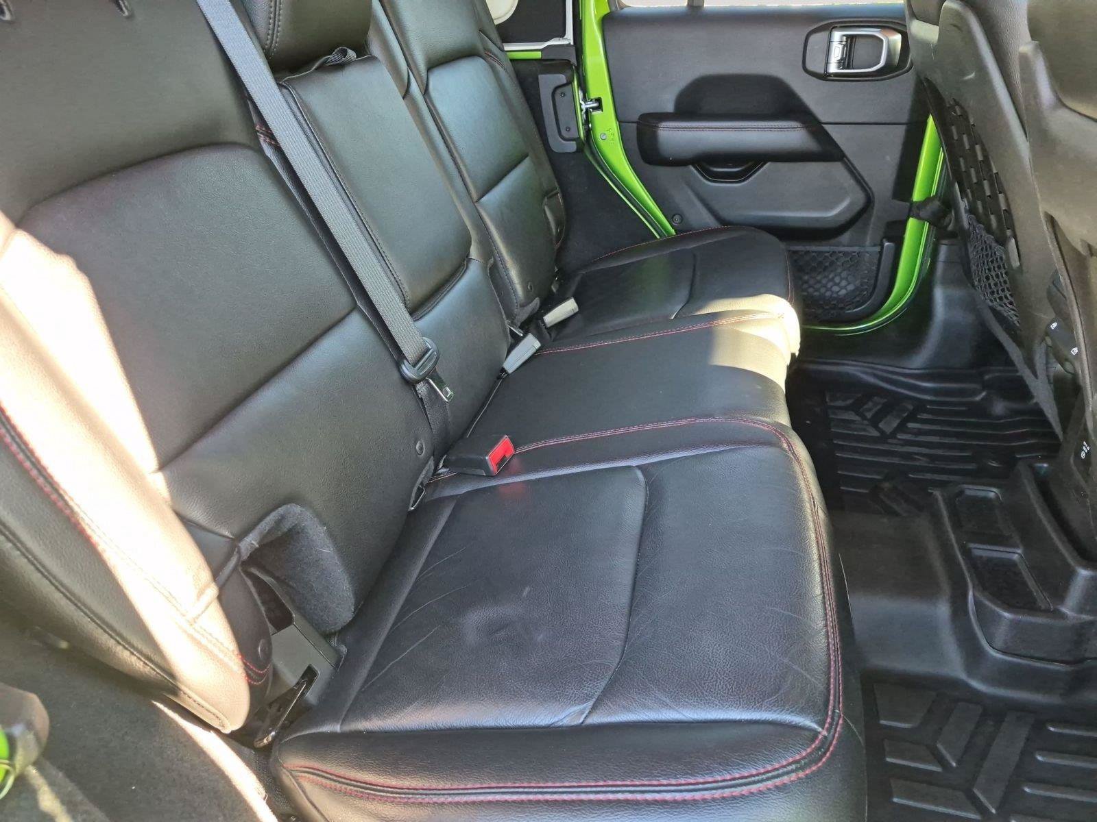 Used 2018 Jeep Wrangler Unlimited Rubicon AWD/4WD image 17