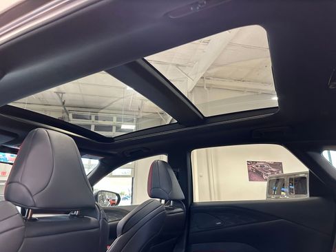 Used 2023 Lexus RX 500h F Sport image 33