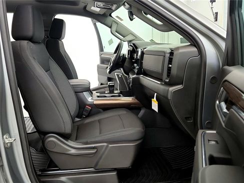 Used 2024 Chevrolet Silverado 1500 RST w/ Convenience Package II image 17