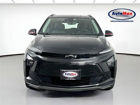 Used 2023 Chevrolet Bolt EUV Premier w/ Sun & Sound Package image 7