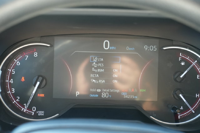 Used 2025 Toyota RAV4 XLE FWD image 29