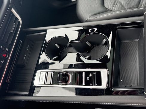 New 2026 Volkswagen Atlas SE image 19