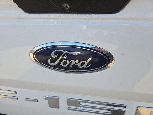 Used 2019 Ford F150 XLT w/ Equipment Group 302A Luxury image 38