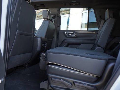 Used 2021 Chevrolet Tahoe Premier w/ Premium Package AWD/4WD image 29