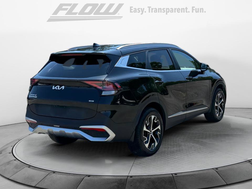 Used 2023 Kia Sportage EX AWD/4WD image 9