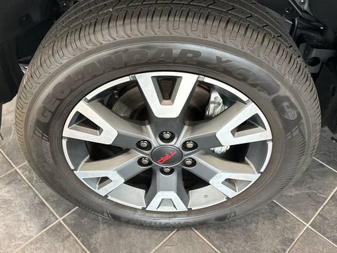 Used 2025 Toyota 4Runner TRD Sport Premium AWD/4WD image 10