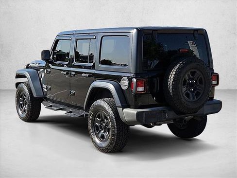 Used 2018 Jeep Wrangler Unlimited Sport S AWD/4WD image 8