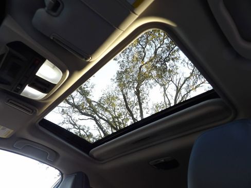 Used 2025 Subaru Crosstrek 2.5i Limited w/ Popular Package #3A image 16