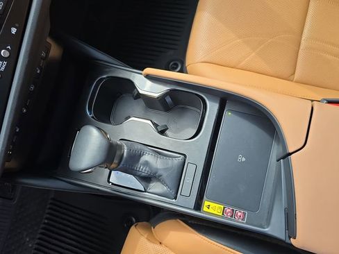 Used 2024 Lexus ES 350 w/ Technology Package FWD image 25