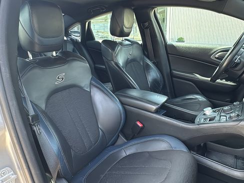 Used 2015 Chrysler 200 S FWD image 26