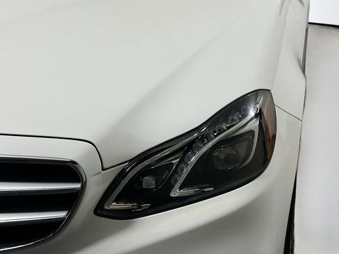 Used 2014 Mercedes-Benz E 350 4MATIC Sedan image 11