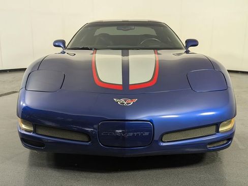 Used 2004 Chevrolet Corvette Z06 w/ Z06 Preferred Equipment Group RWD image 3