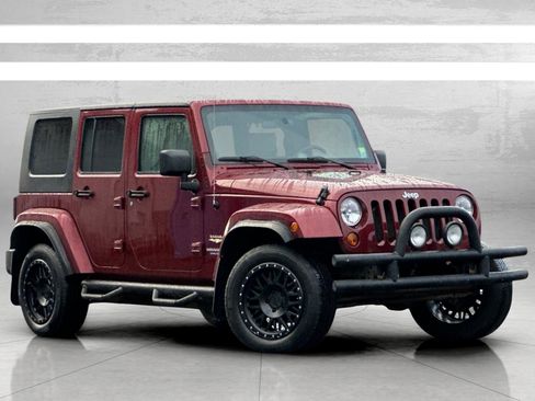 Used 2009 Jeep Wrangler Unlimited Sahara w/ Mopar Chrome Edition Group image 2