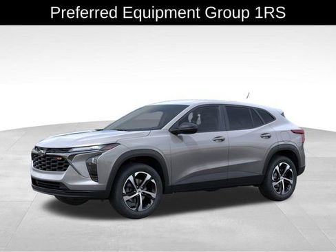 New 2026 Chevrolet Trax RS w/ Driver Confidence Package FWD image 2