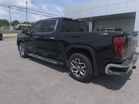 Used 2024 GMC Sierra 1500 SLT w/ SLT Premium Plus Package AWD/4WD image 18