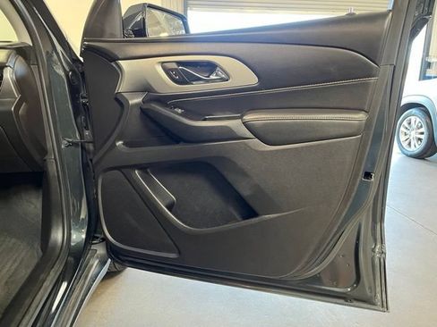Used 2019 Chevrolet Traverse LT AWD/4WD image 13