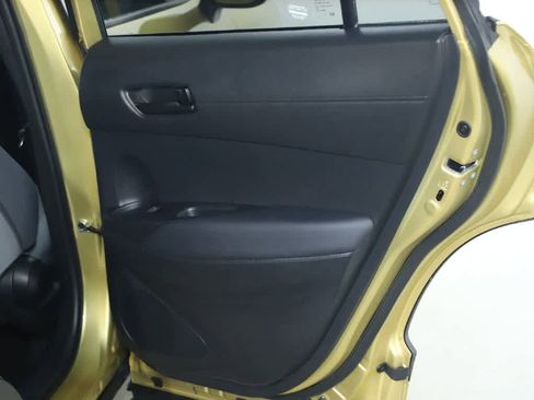 Used 2023 Toyota Corolla Cross SE image 30