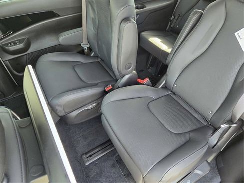 New 2026 Kia Carnival SX Prestige image 22