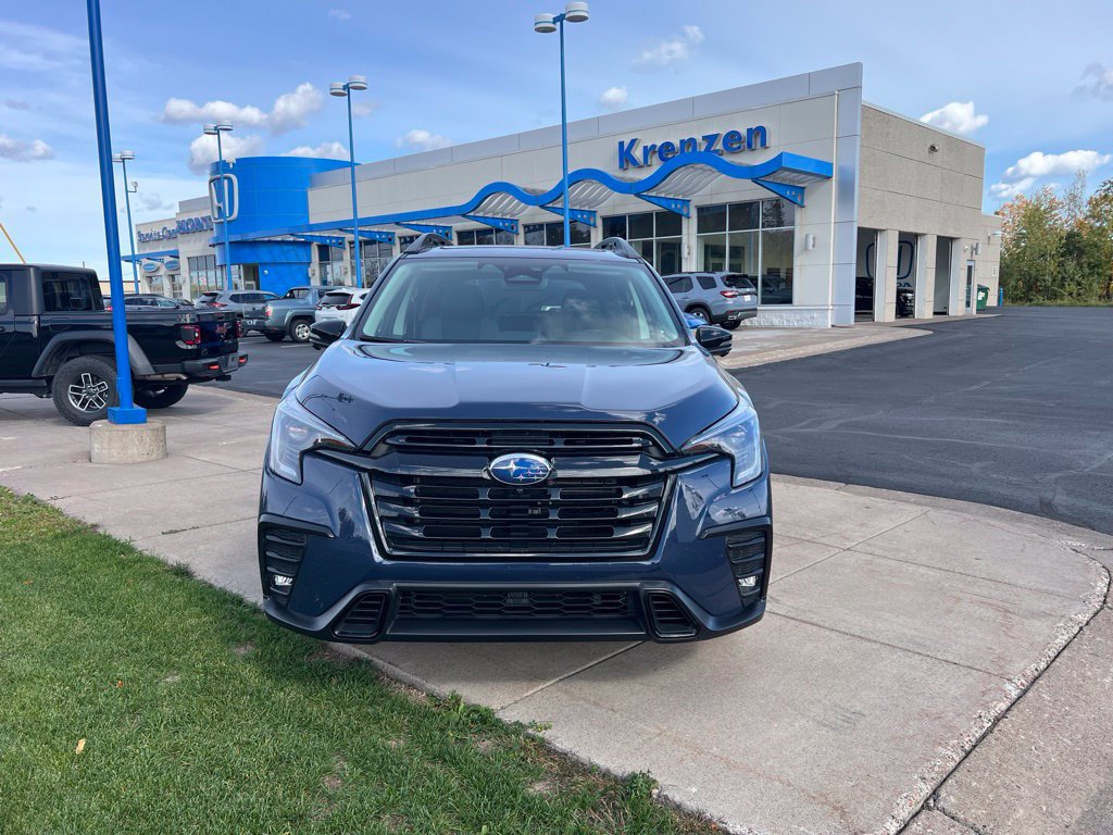 Used 2023 Subaru Ascent Onyx Edition Limited AWD/4WD image 2