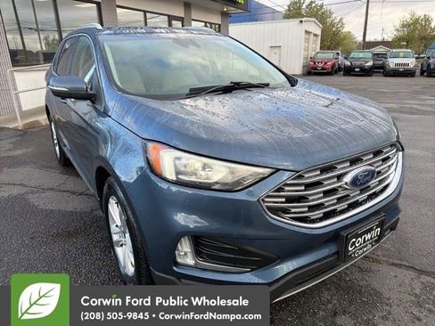 Used 2019 Ford Edge SEL w/ Equipment Group 201A image 3
