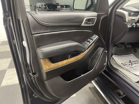 Used 2020 GMC Yukon Denali w/ Denali Ultimate Package image 10