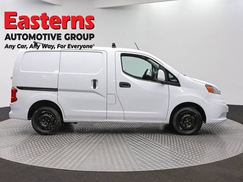 Used 2019 Nissan NV200 SV FWD image 4