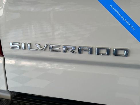 Used 2025 Chevrolet Silverado 1500 LT image 14