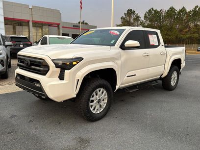 Certified 2025 Toyota Tacoma SR5