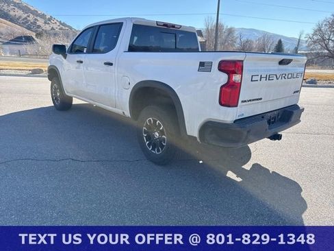 Used 2023 Chevrolet Silverado 1500 ZR2 w/ Technology Package AWD/4WD image 5