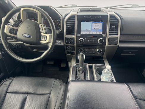 Used 2018 Ford F150 Lariat w/ Equipment Group 502A Luxury image 10