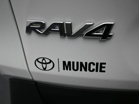 Certified 2025 Toyota RAV4 XLE image 37