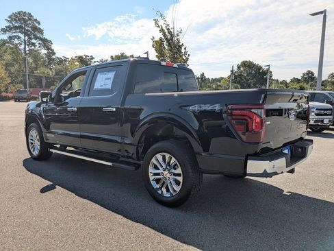 New 2025 Ford F150 Lariat w/ Equipment Group 502A High image 8