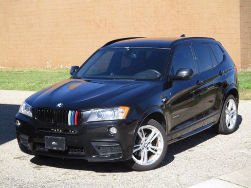 Used 2013 BMW X3 xDrive35i w/ Technology Pkg image 3