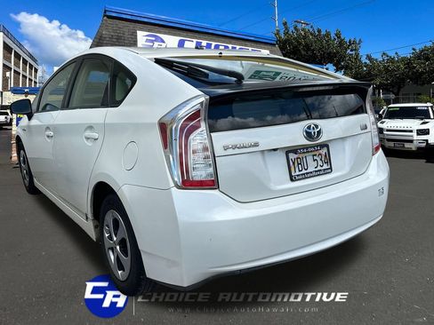 Used 2015 Toyota Prius Four FWD image 6